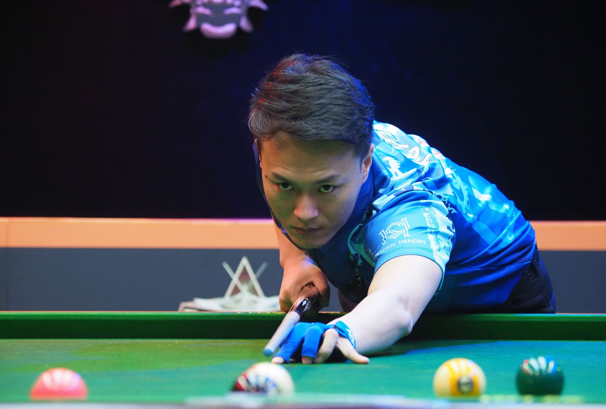 球员之间的 球员之间的