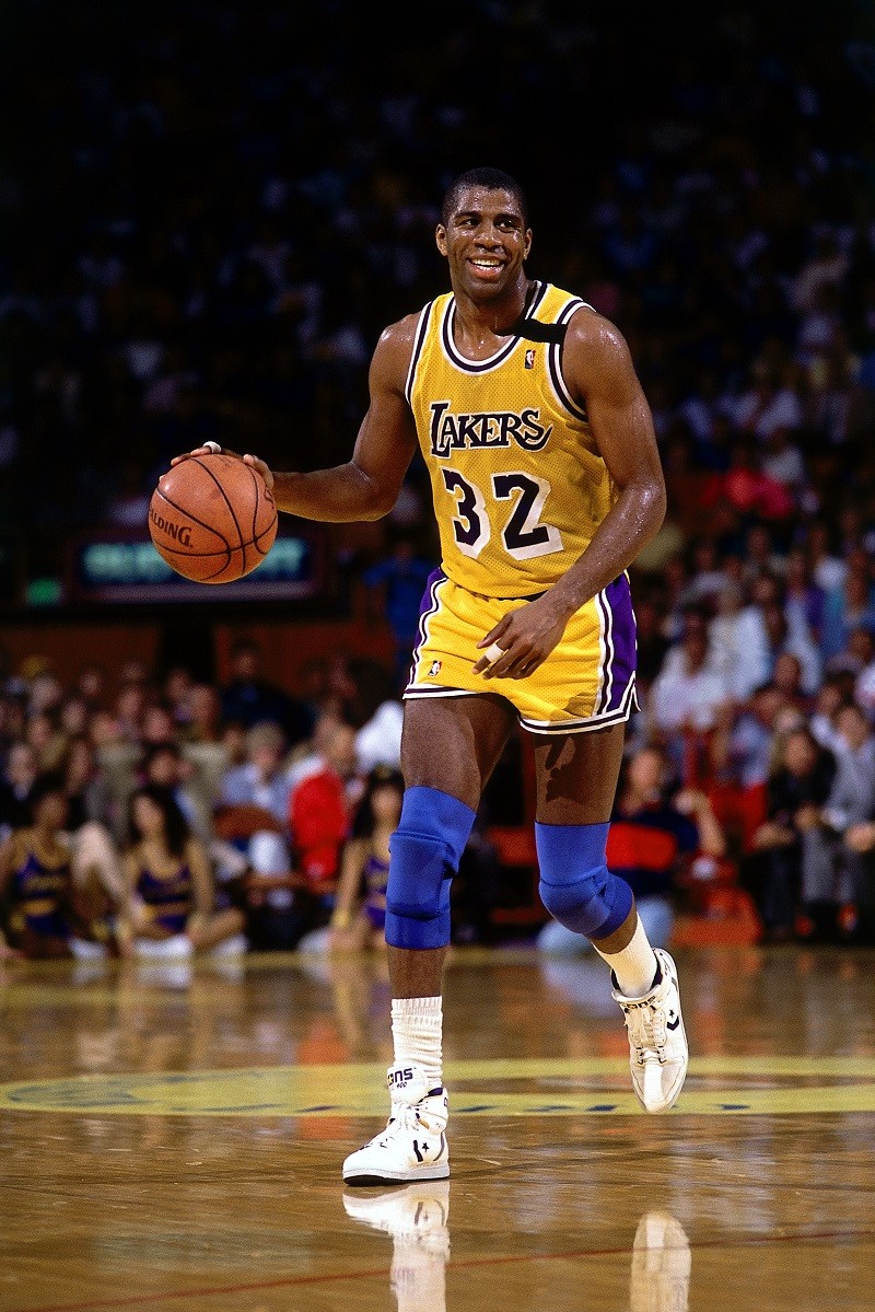 年都吸引国 年都吸引国