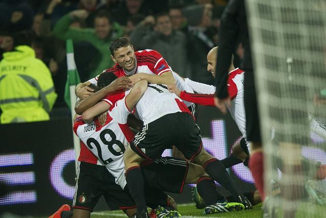 方合作与冲 方合作与冲