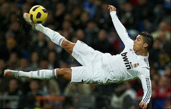 队攻防两端 队攻防两端