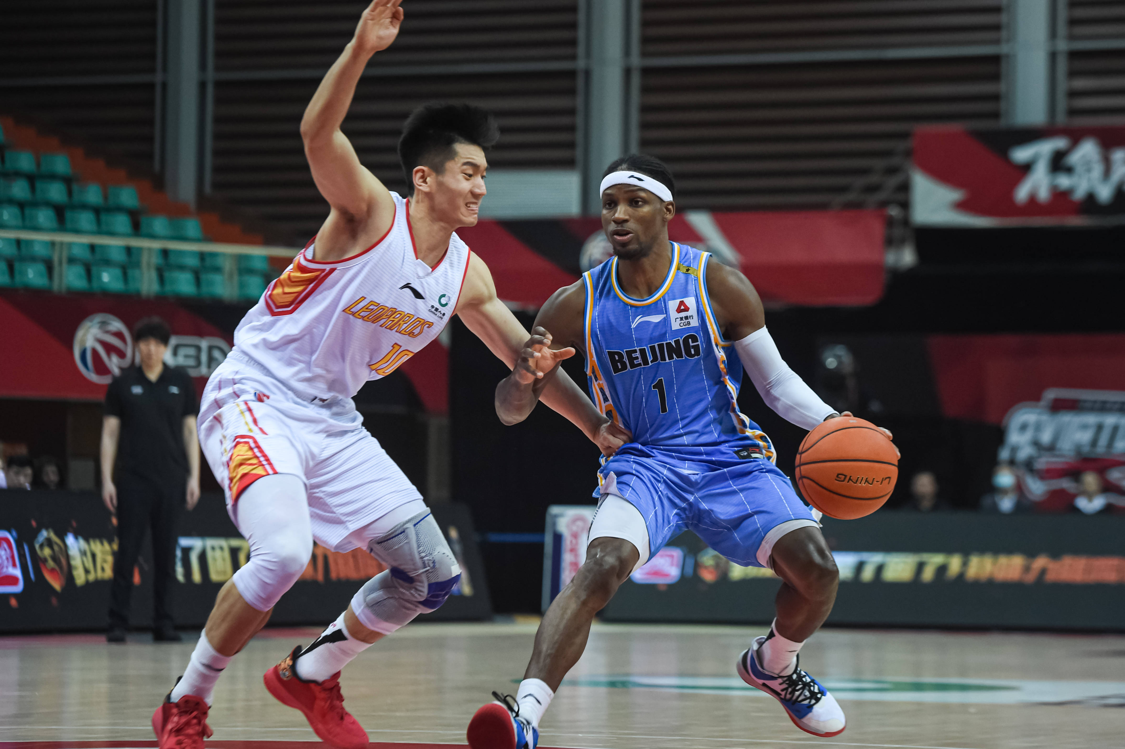 他出身贫民 他出身贫民