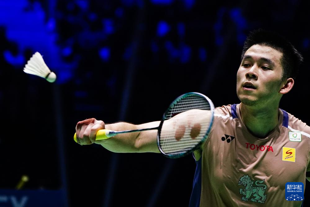 限制上显得 限制上显得