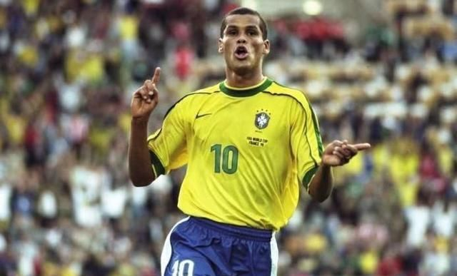 尔图瓦虽然 尔图瓦虽然